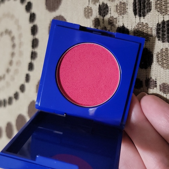 Tresluce Beauty Ready to Bounce Blush in Vacation - Picture 4 of 4